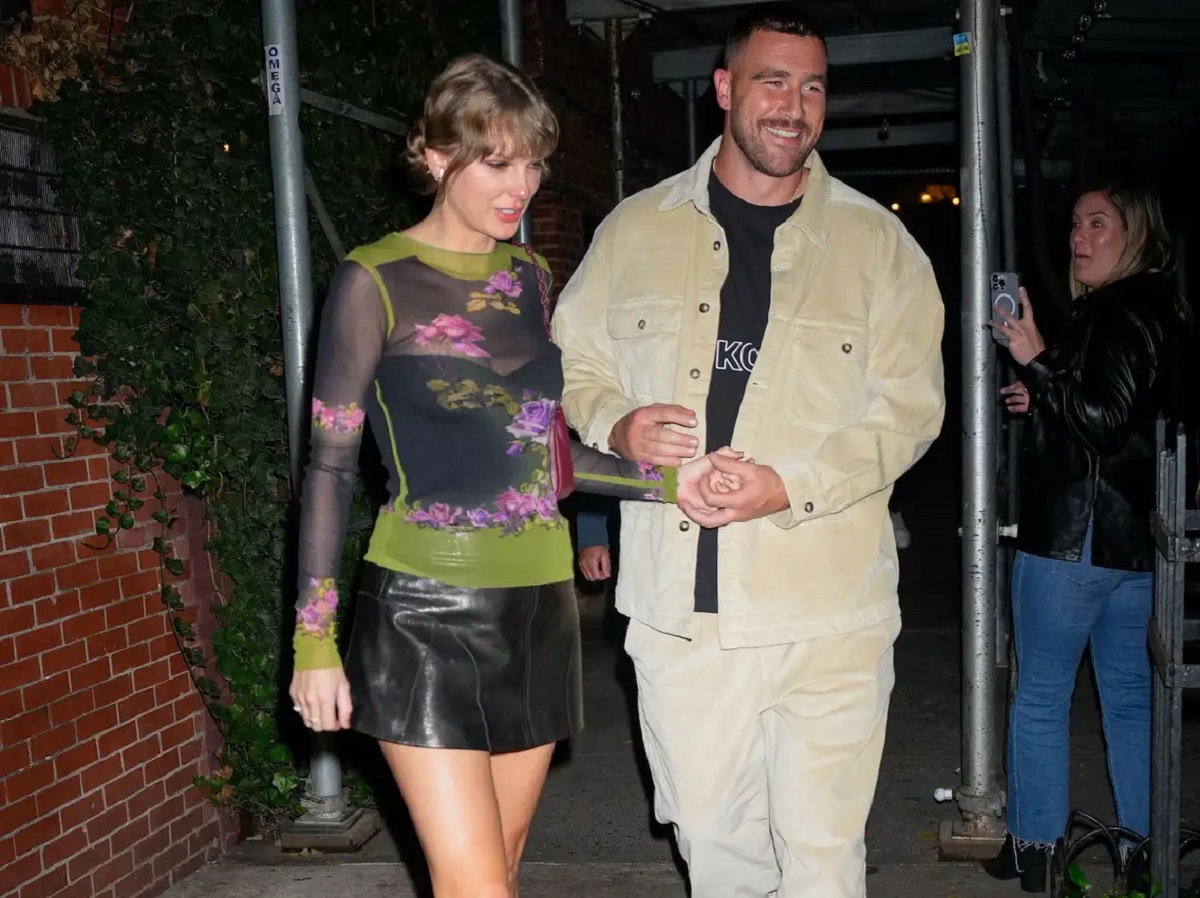 Taylor Swift and Travis Kelce have returned to Las Vegas, this time donning formal attire for the occasion.