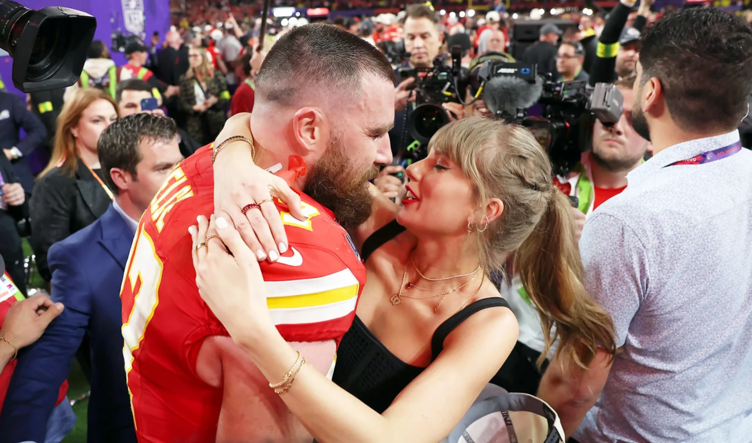 Travis Kelce shouts out ‘significant other’ Taylor Swift as he auctions Eras tour tickets at charity gala