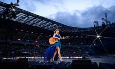 Taylor Swift abruptly pauses song due to cramp: 'This has never happened before'