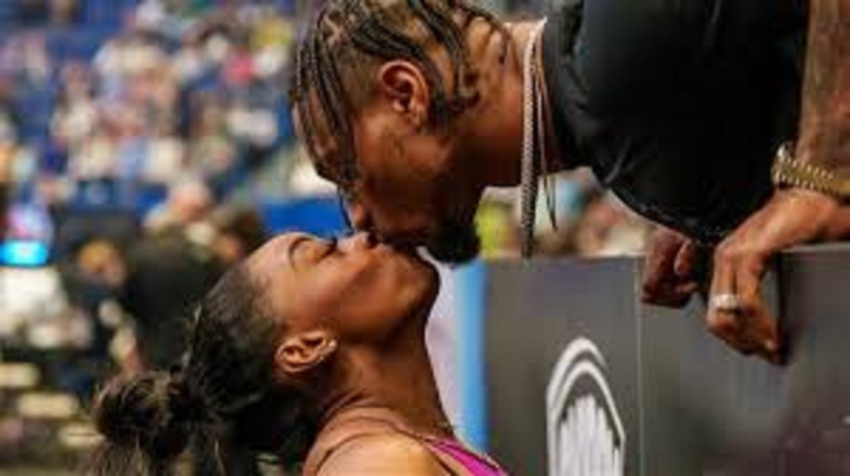 Just In: Simone Biles’ Husband Jonathan Owens shower kisses on his Wife as She Becomes the Most Decorated U.S. Gymnast in Olympic History and she…See more