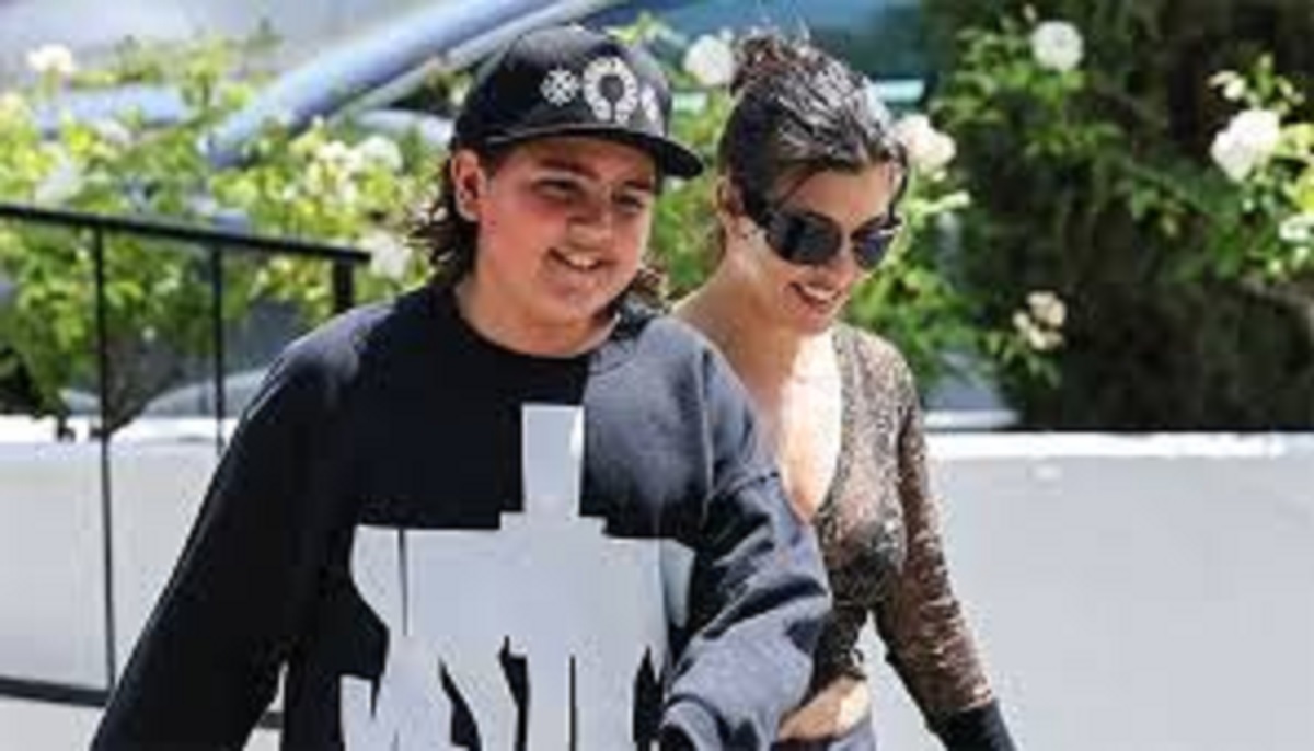 SAD NEWS : Kourtney Kardashian Revealed a ‘ Terrible News’s that her 14 year old son Mason Disick is on the verge of losing His… See more